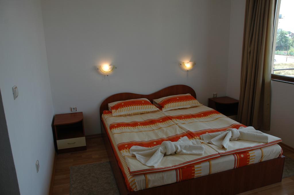 Hotel Strinava Primorsko Eksteriør bilde